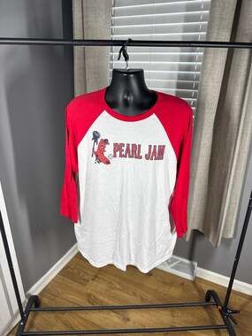 Pearl Jam 2018 Fenway Park Boston Lobster Raglan Baseball Tee - Size 2XL